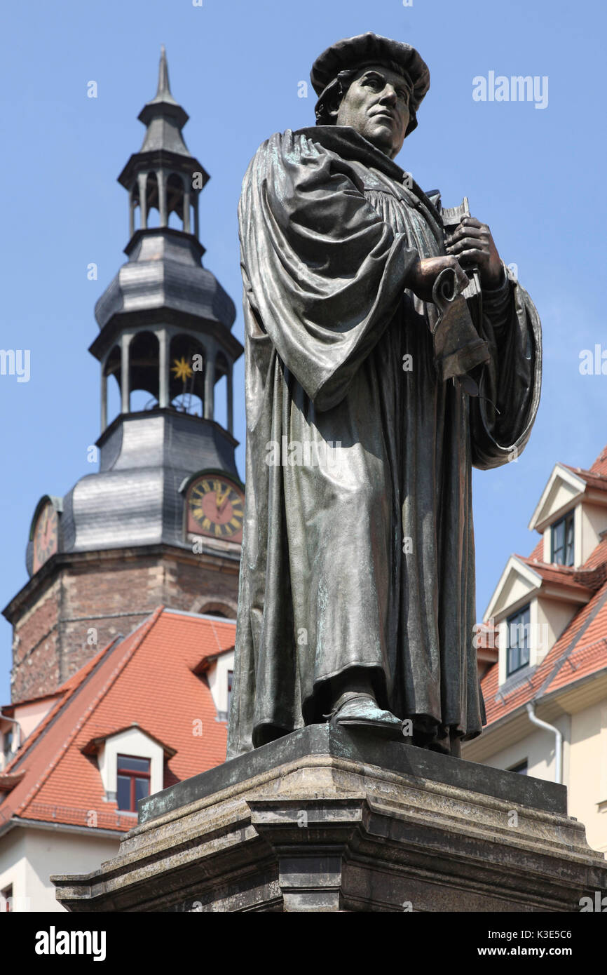 Germany, Saxony-Anhalt, Eisleben, marketplace, St. Andreas church, Luther Monument Stock Photo