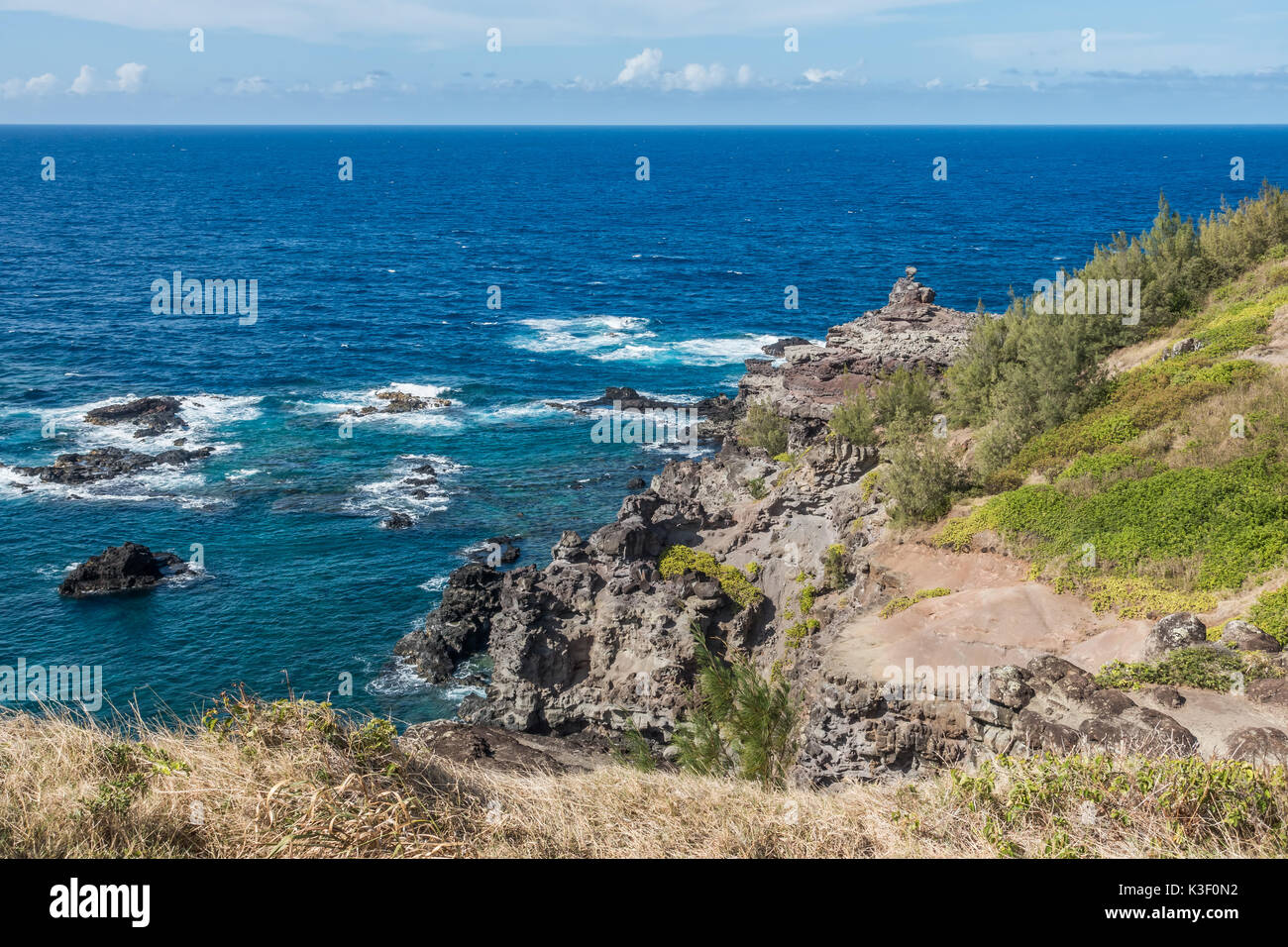 Maui rocky shoreline hi-res stock photography and images - Alamy