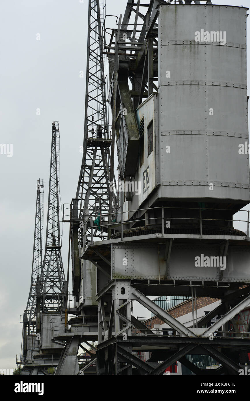 Princes wharf cargo cranes hi-res stock photography and images - Alamy