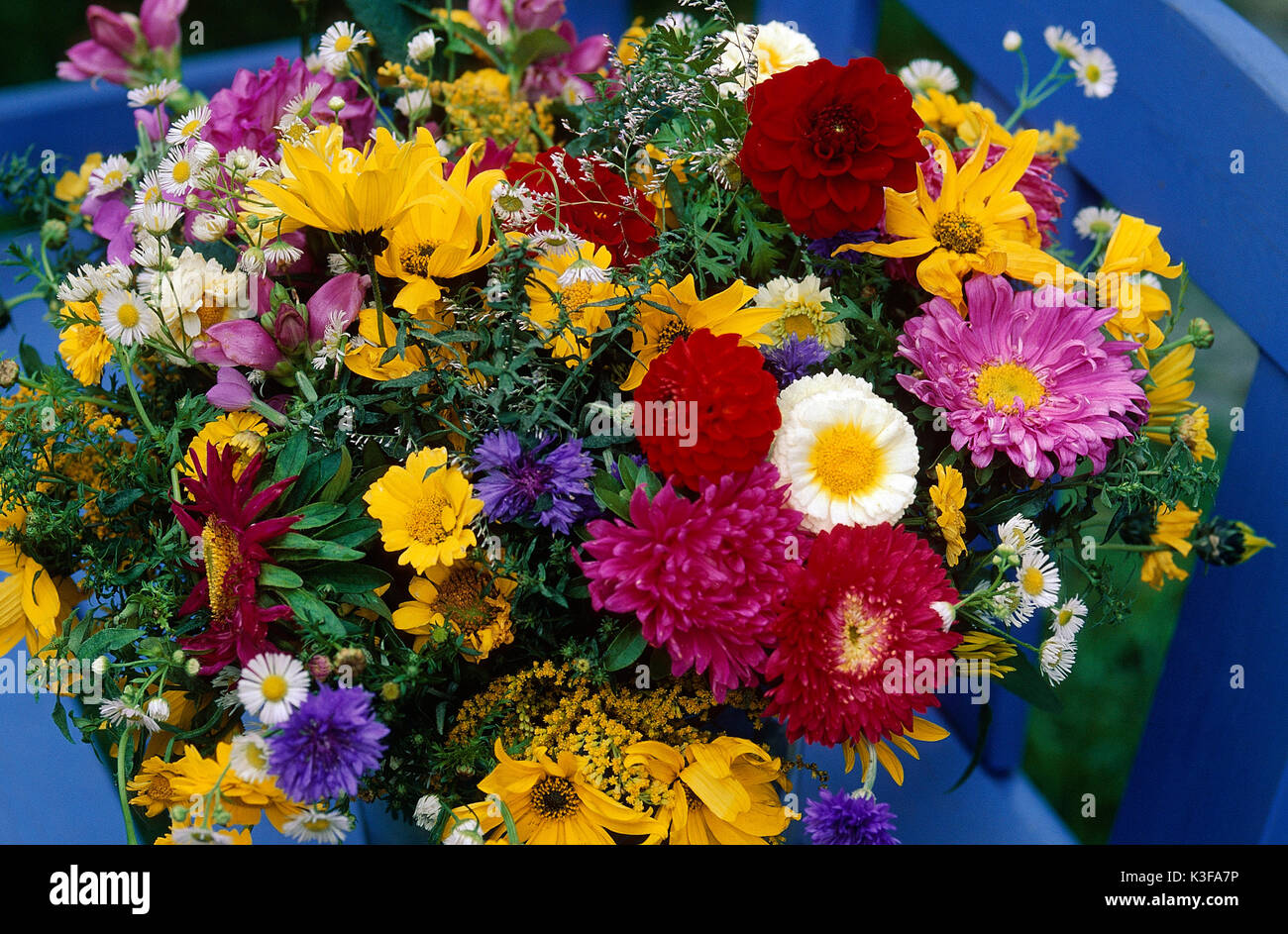 Bouquet hi-res stock photography and images - Alamy