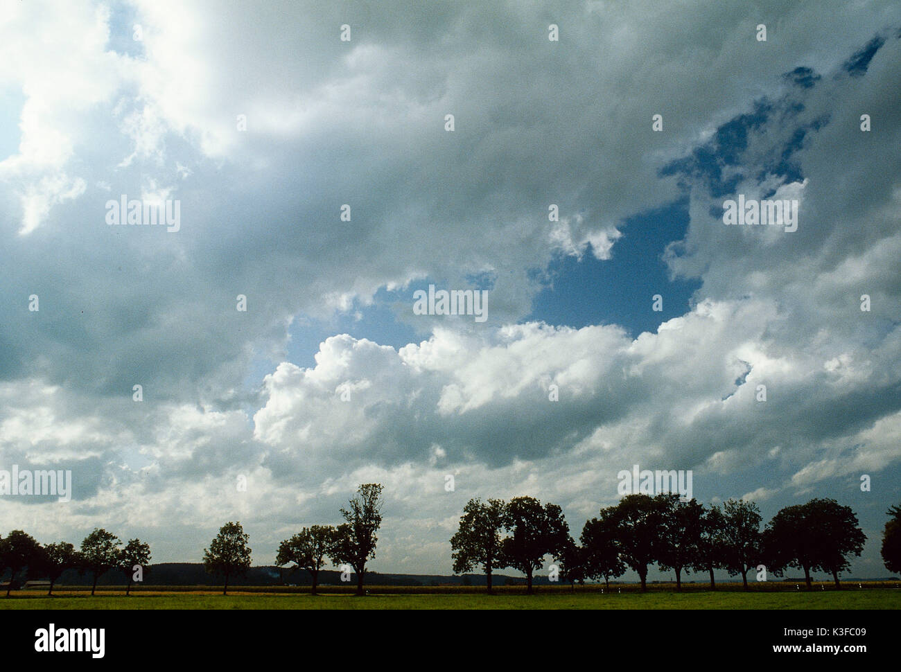 The sky and the scenery hi-res stock photography and images - Alamy