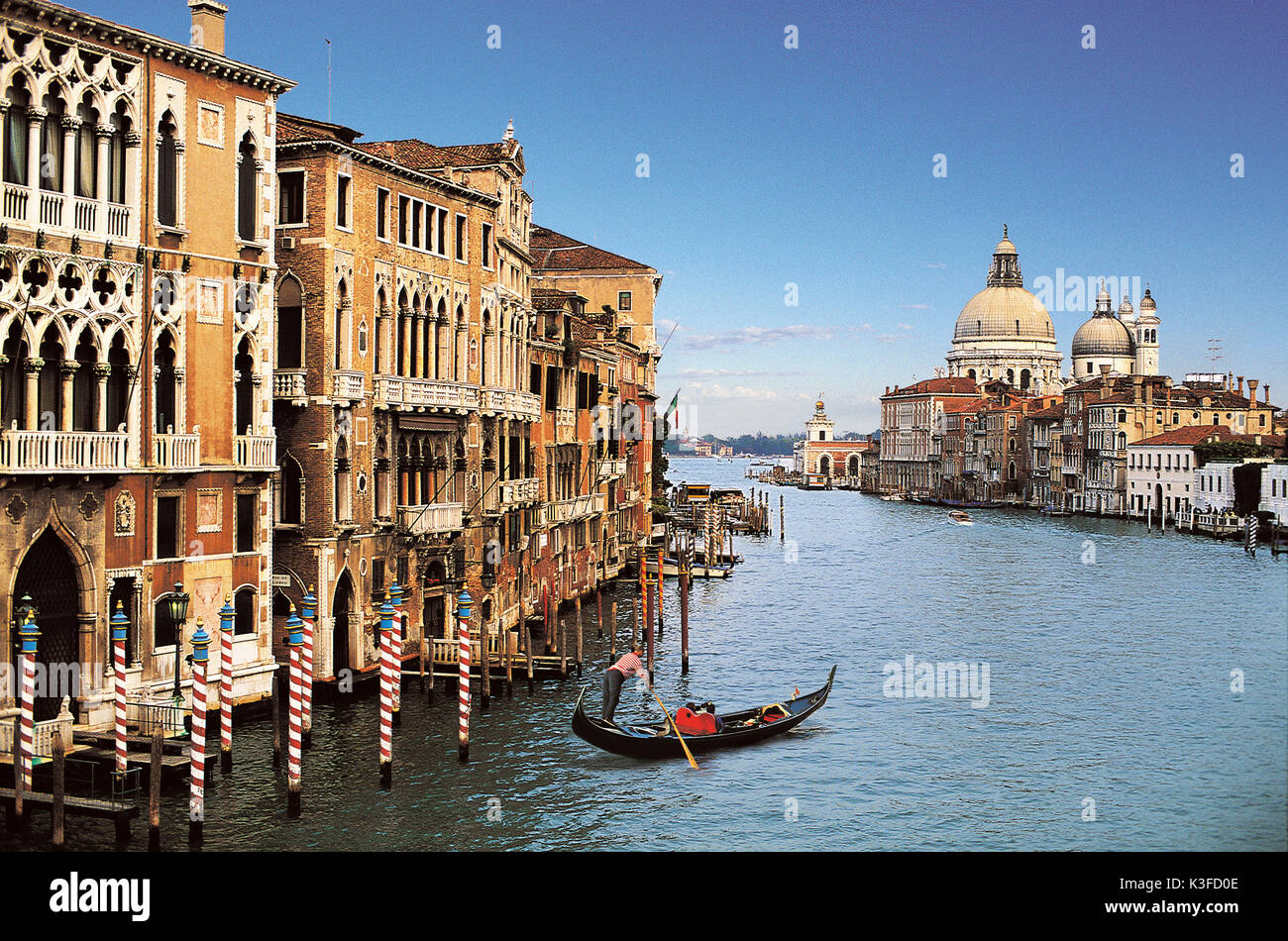 Townscape with grand canal hi-res stock photography and images - Alamy