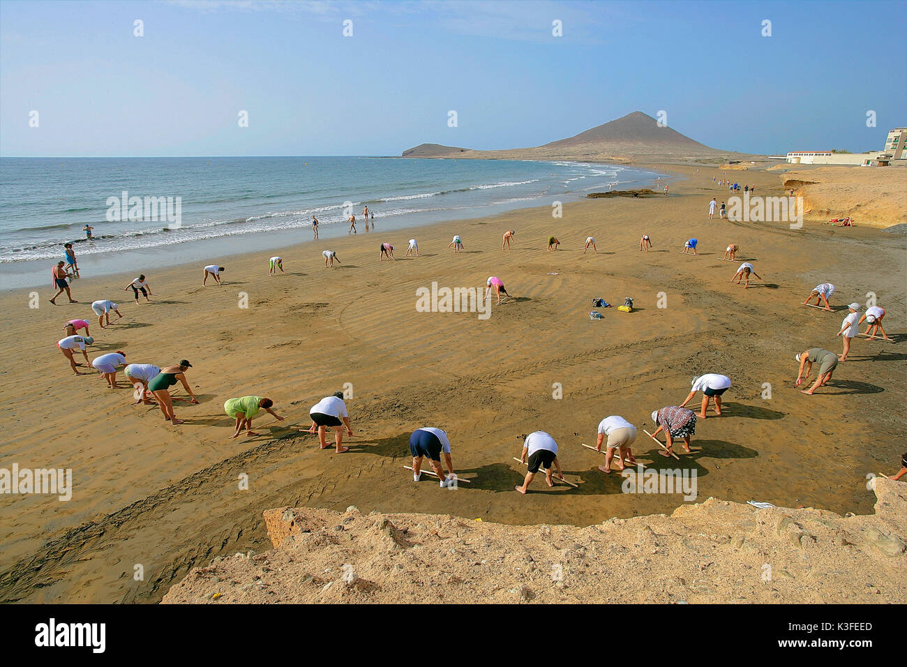 Legacy Gymnastics Academy  37730978-summer-time-in-beach-sea-shore-with-realistic-objects-vector-illustration  - Legacy Gymnastics Academy