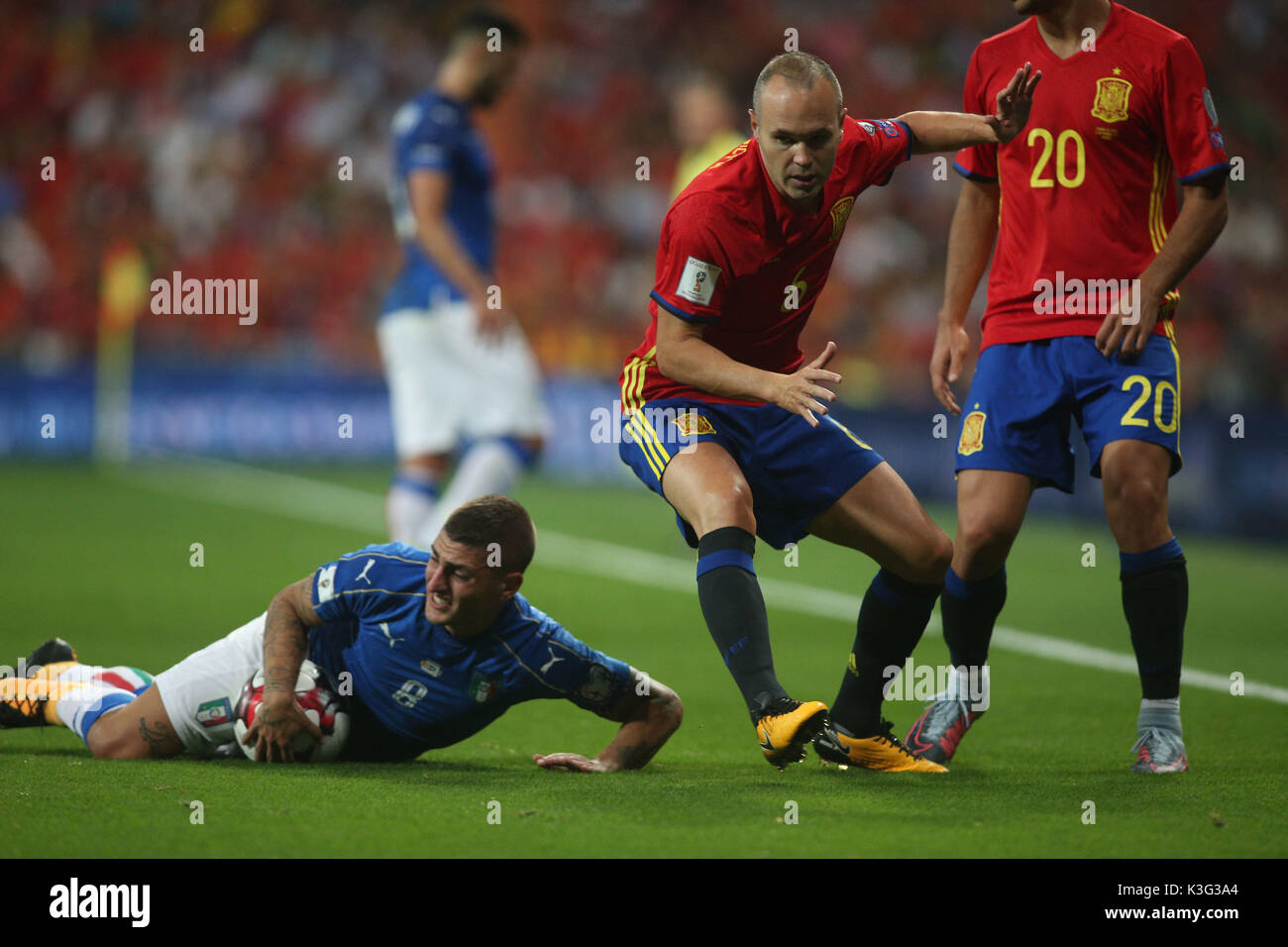 Madrid, Spain. 2nd September, 2017. World Cup qualifiers Russia 2018. Group G. Match between Spain vs Italy. Iniesta and Veratti in action during the match. Credit: Independent Photo Agency Srl/Alamy Live News Stock Photo