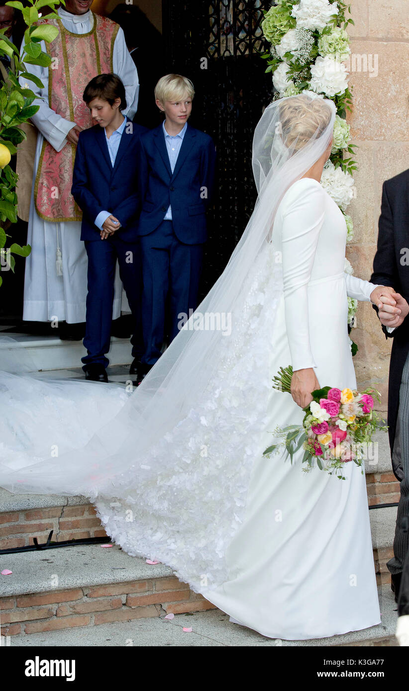 gabrielle's bridal and formal