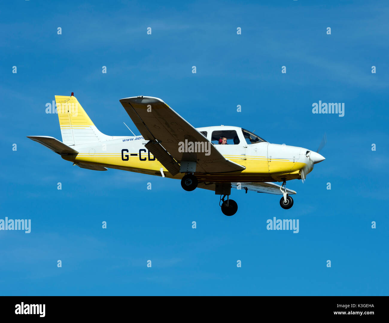 Piper PA28 Cherokee Warrior landing at Wellesbourne Airfield