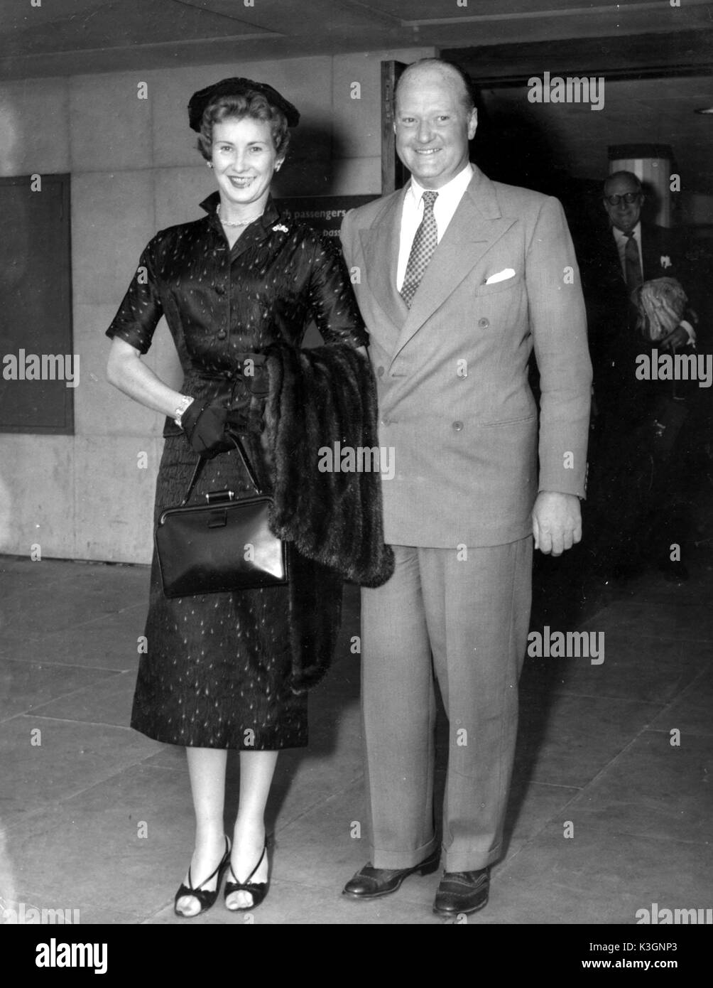 DINAH SHERIDAN and her 2nd husband JOHN DAVIS Stock Photo