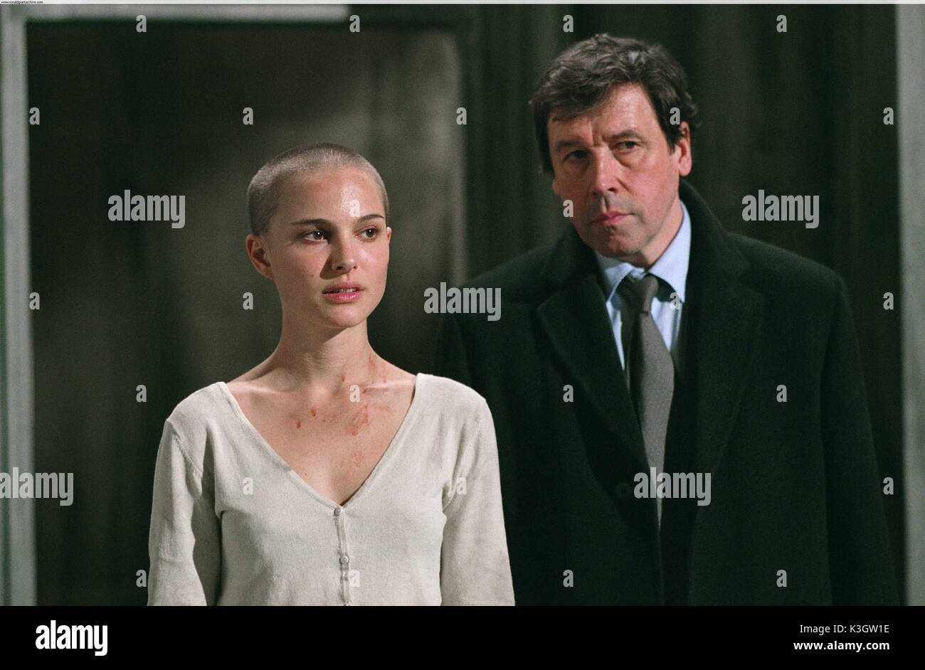 V FOR VENDETTA NATALIE PORTMAN, STEPHEN REA      Date: 2005 Stock Photo