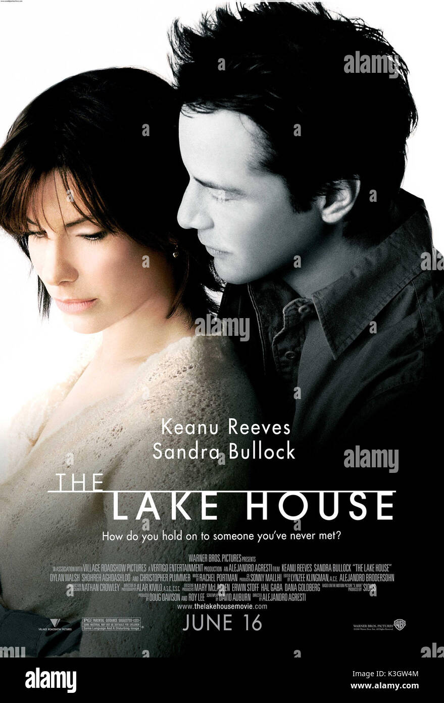 The lake house movie hi-res stock photography and images - Alamy