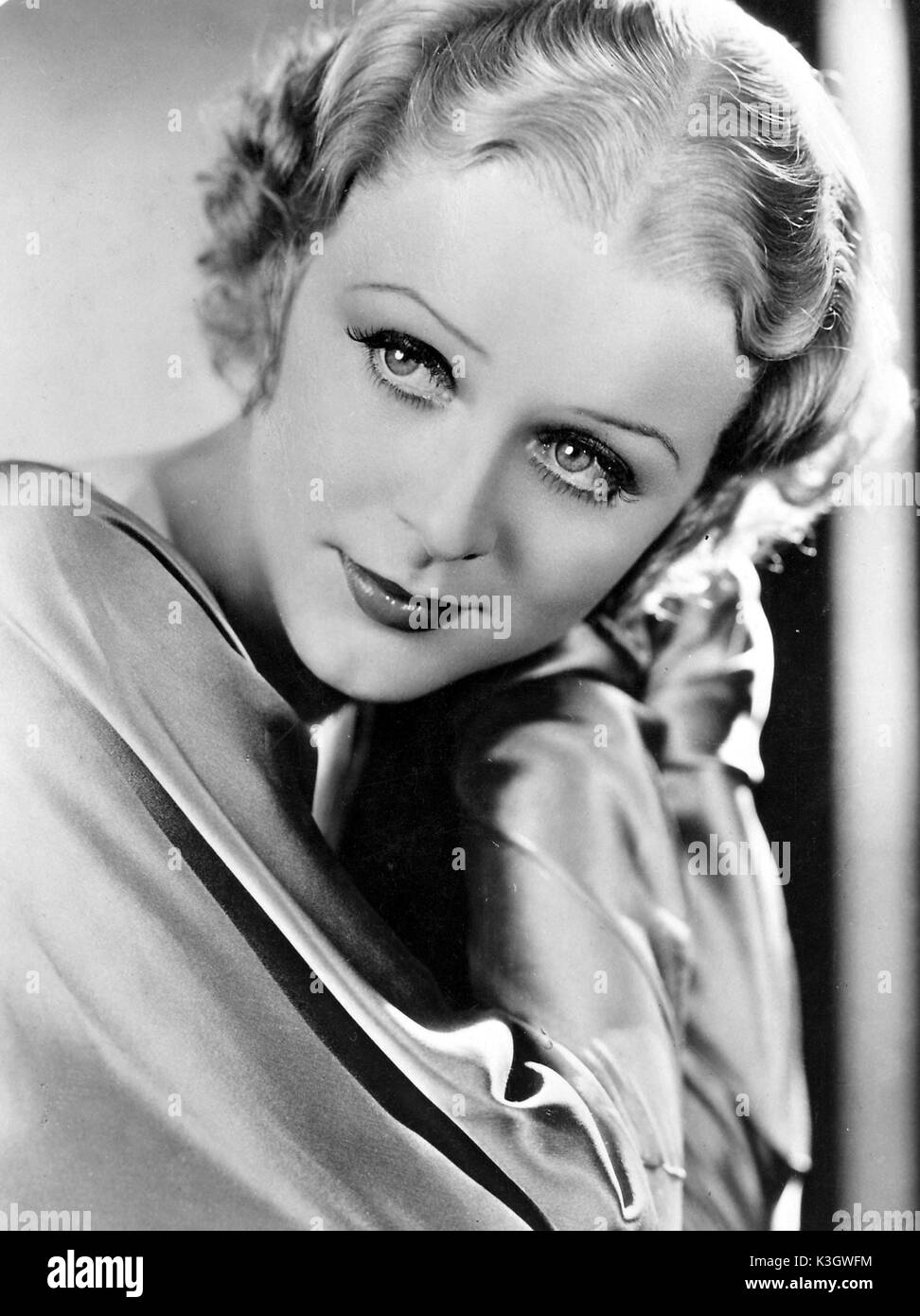 Watch Gloria Stuart video Watch Gloria Stuart video