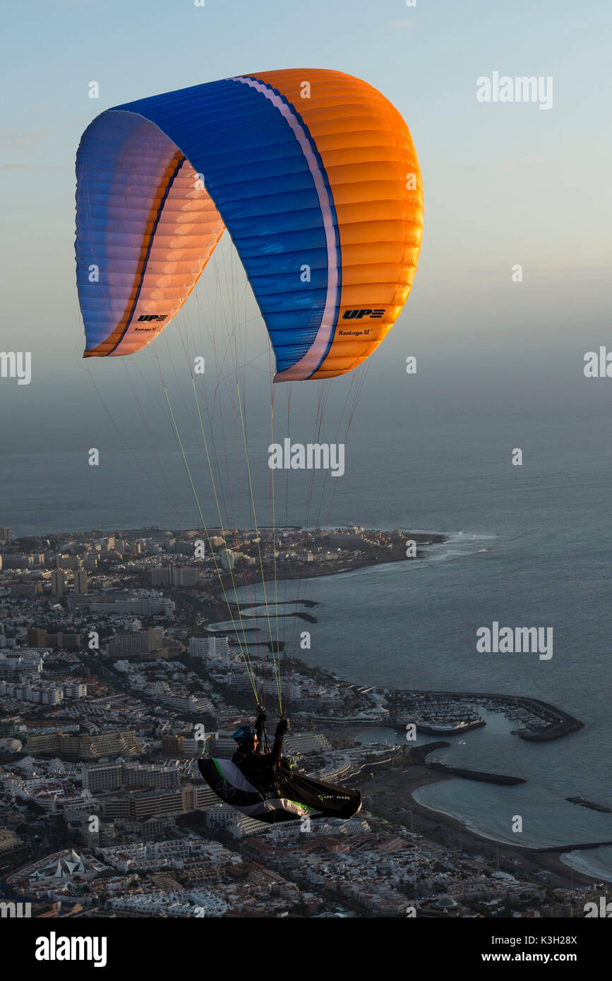 Paraglider, Playa de read Americas, los Christianos, the Atlantic, island Tenerife, Canaries island, aerial picture, Spain Stock Photo