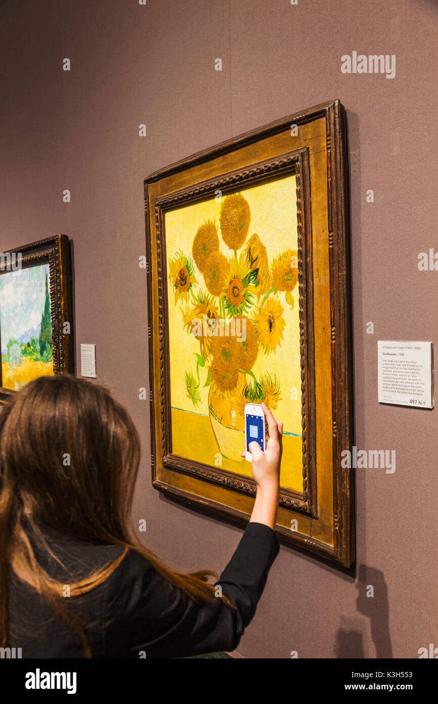 Sunflowers van gogh hires stock photography and images Alamy