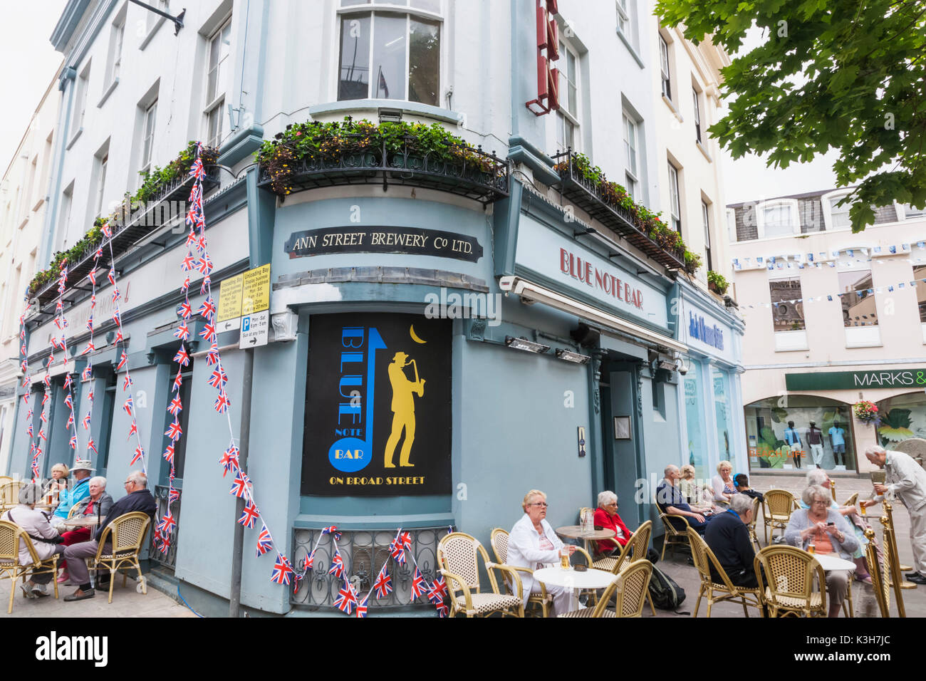 United Kingdom, Channel Islands, Jersey, St.Helier, The Mitre Hotel, The Blue Note Bar Stock Photo