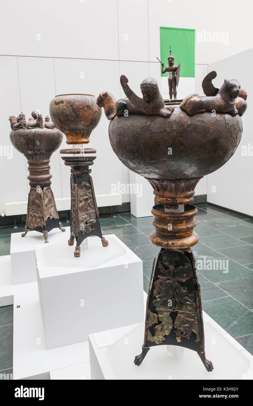 Germany, Bavaria, Munich, Glyptothek and State Collections of Antiquities Museum, Exhibit of Greek Bronze Vessels from Perugia in Italy dated 540 BC Stock Photo