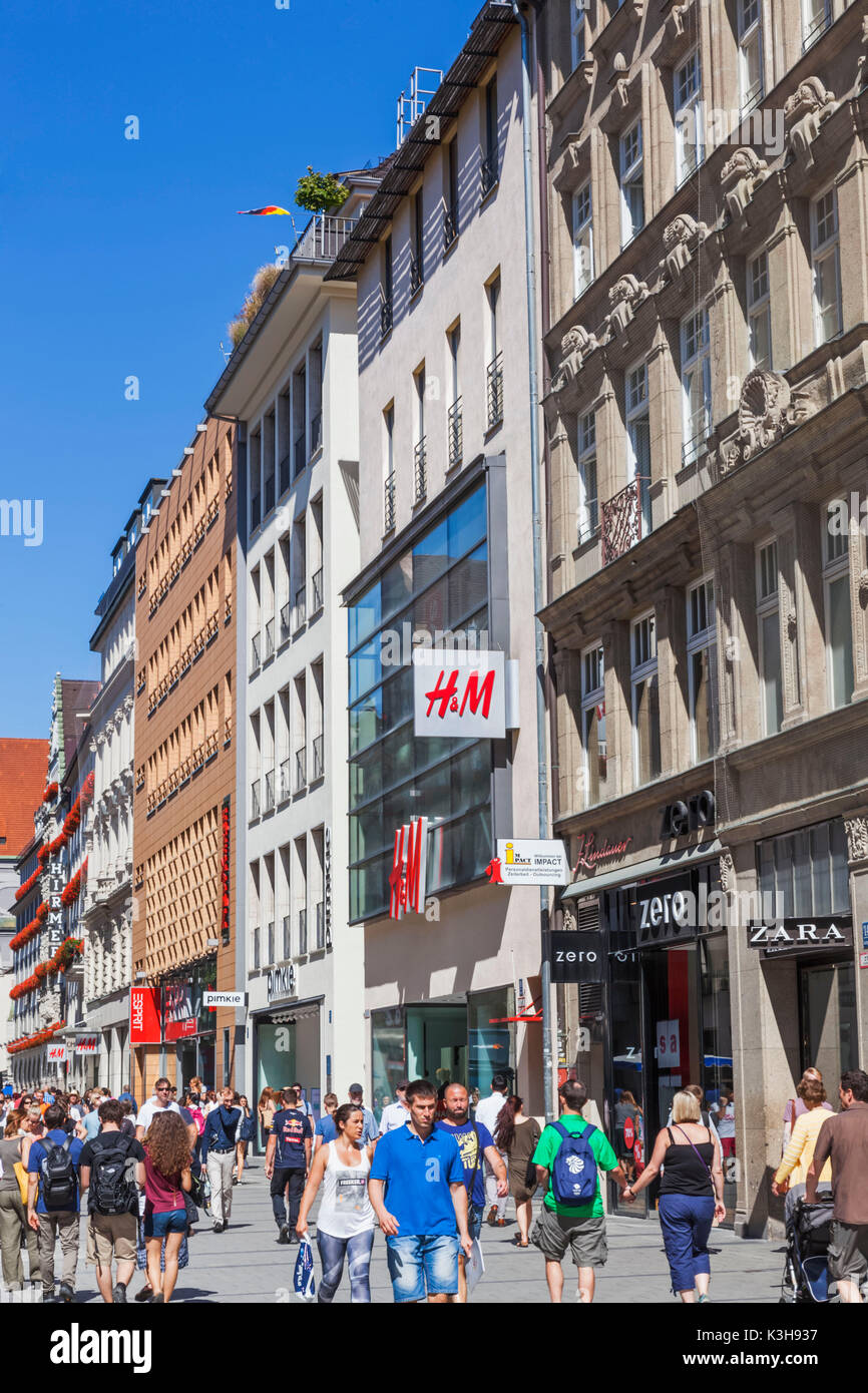 Germany, Bavaria, Munich, Kaufingerstrasse Shopping Street Stock Photo -  Alamy