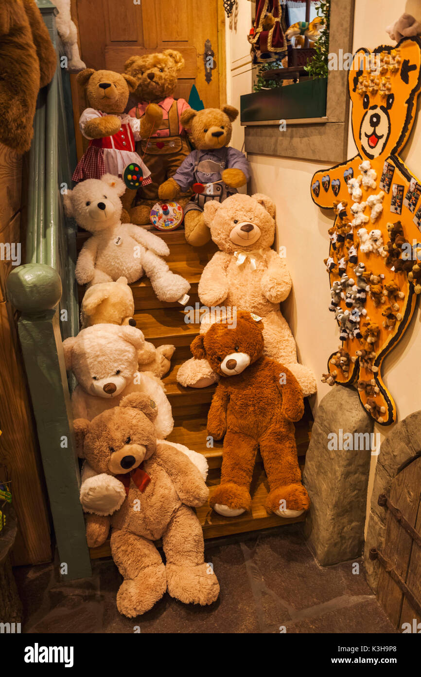 Germany, Bavaria, Romantic Road, Rothenburg-ob-der-Tauber, Teddybear Shop display of Teddybears Stock Photo