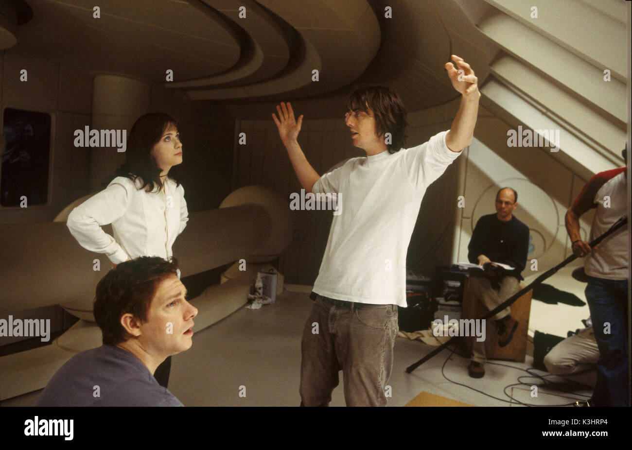 THE HITCHHIKER'S GUIDE TO THE GALAXY [US / BR 2005] MARTIN FREEMAN