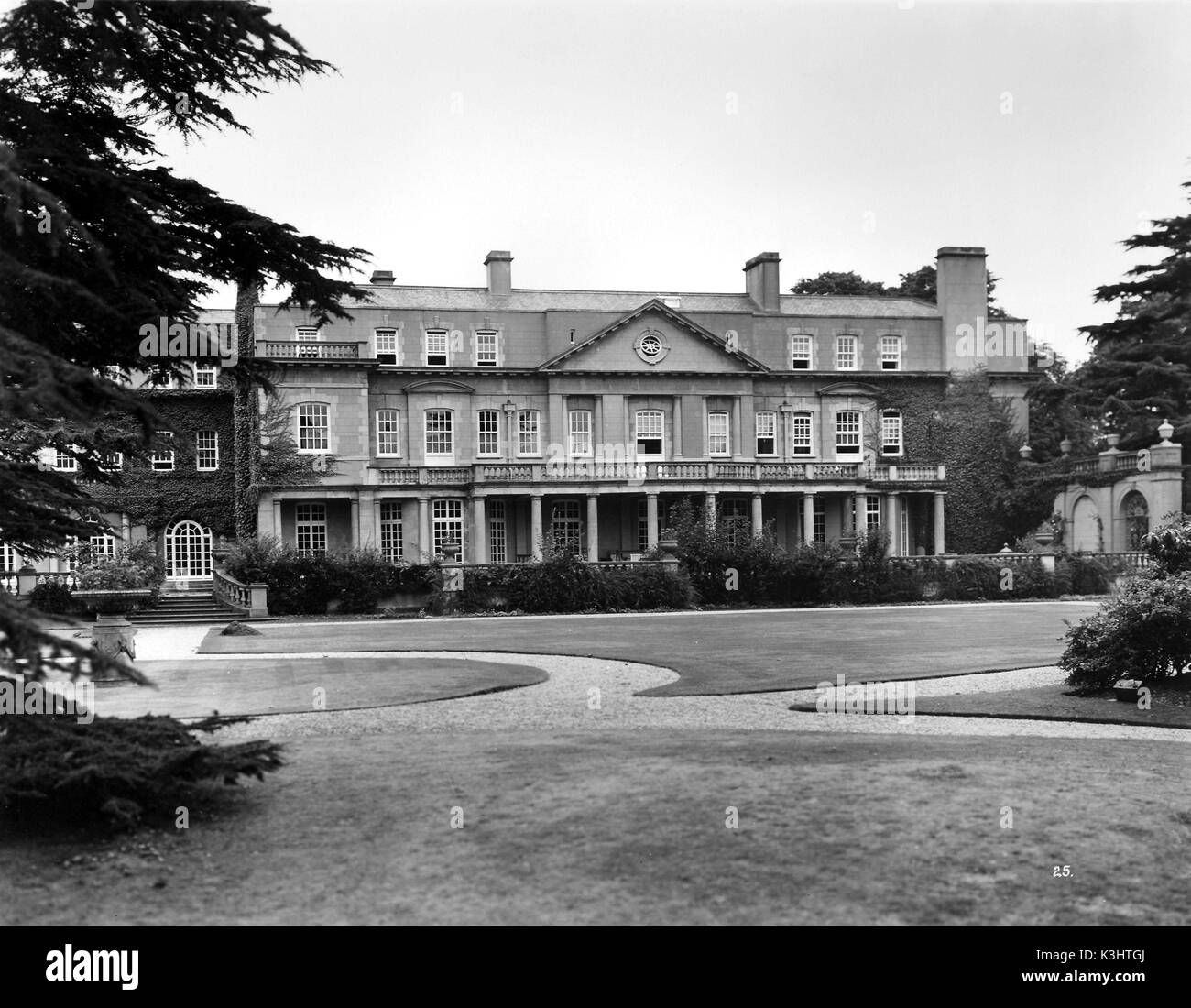 Pinewood studios hires stock photography and images Alamy