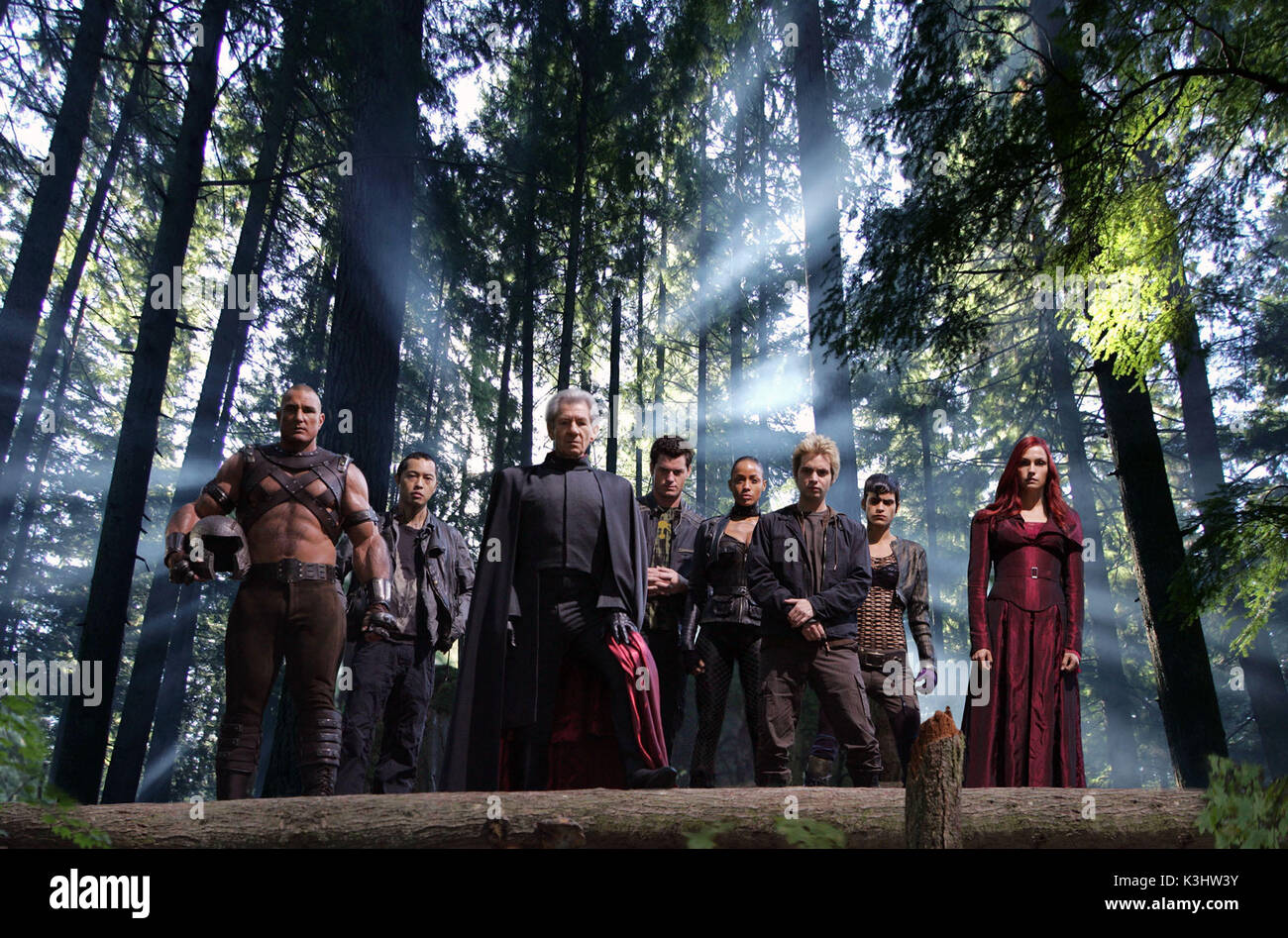 X-MEN: THE LAST STAND The Brotherhood of Evil Mutants &#xd0; Juggernaut (Vinnie Jones), Kid Omega (Ken Leung), Magneto (Ian McKellen), Multiple Man (Eric Dane), Callisto (Dania Ramirez), Pyro (Aaron Stanford) and Arclight (Omahyra) &#xd0; are joined by Jean Grey/Dark Phoenix (Famke Janssen), as they ready for the war to end all wars. X-MEN: THE LAST STAND     Date: 2006 Stock Photo