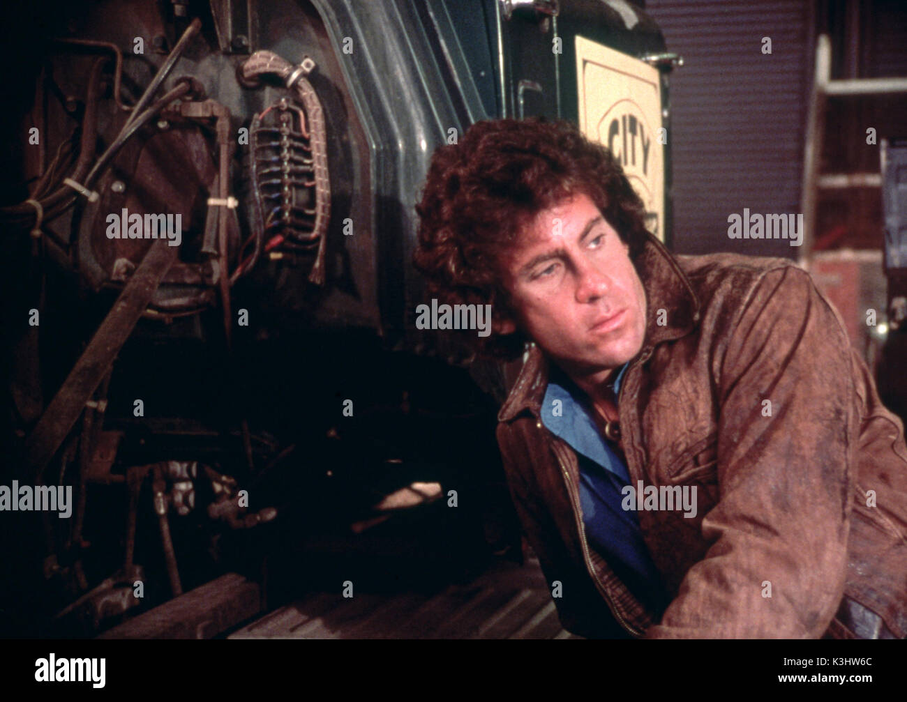 STARSKY AND HUTCH aka STARSKY & HUTCH PAUL MICHAEL GLASER as Det