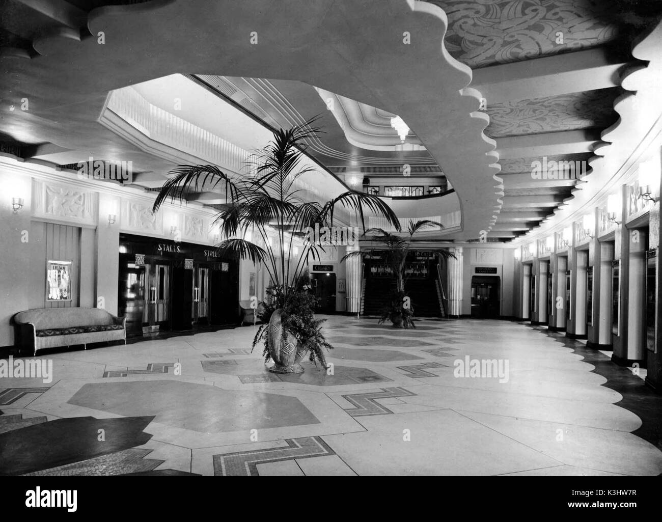 Gaumont cinema hammersmith hires stock photography and images Alamy