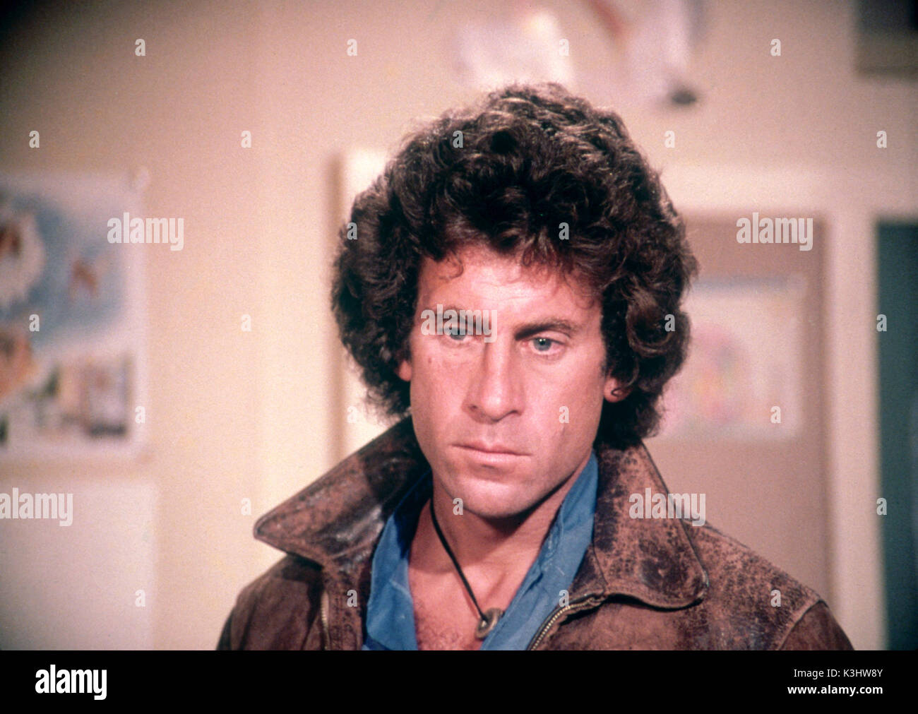 STARSKY AND HUTCH aka STARSKY & HUTCH PAUL MICHAEL GLASER as Det. Starsky STARSKY AND HUTCH