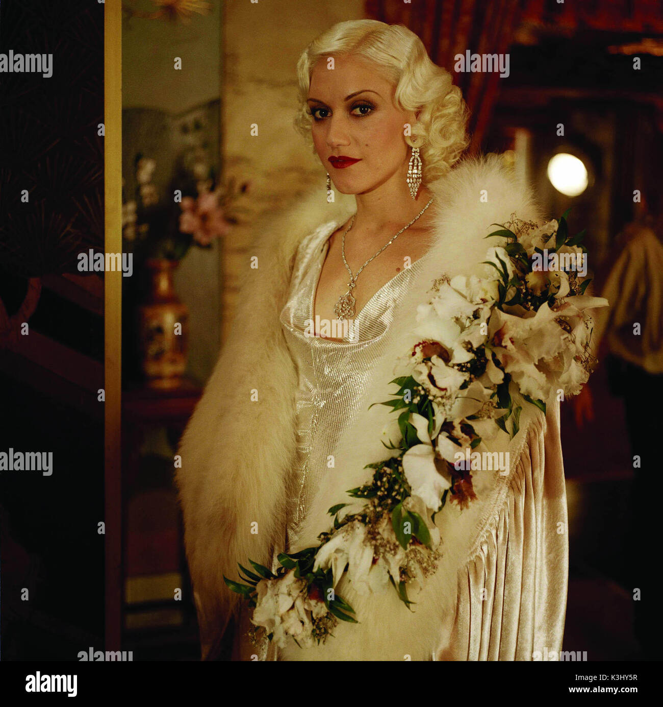 Gwen stefani 2004 hi-res stock photography and images - Alamy