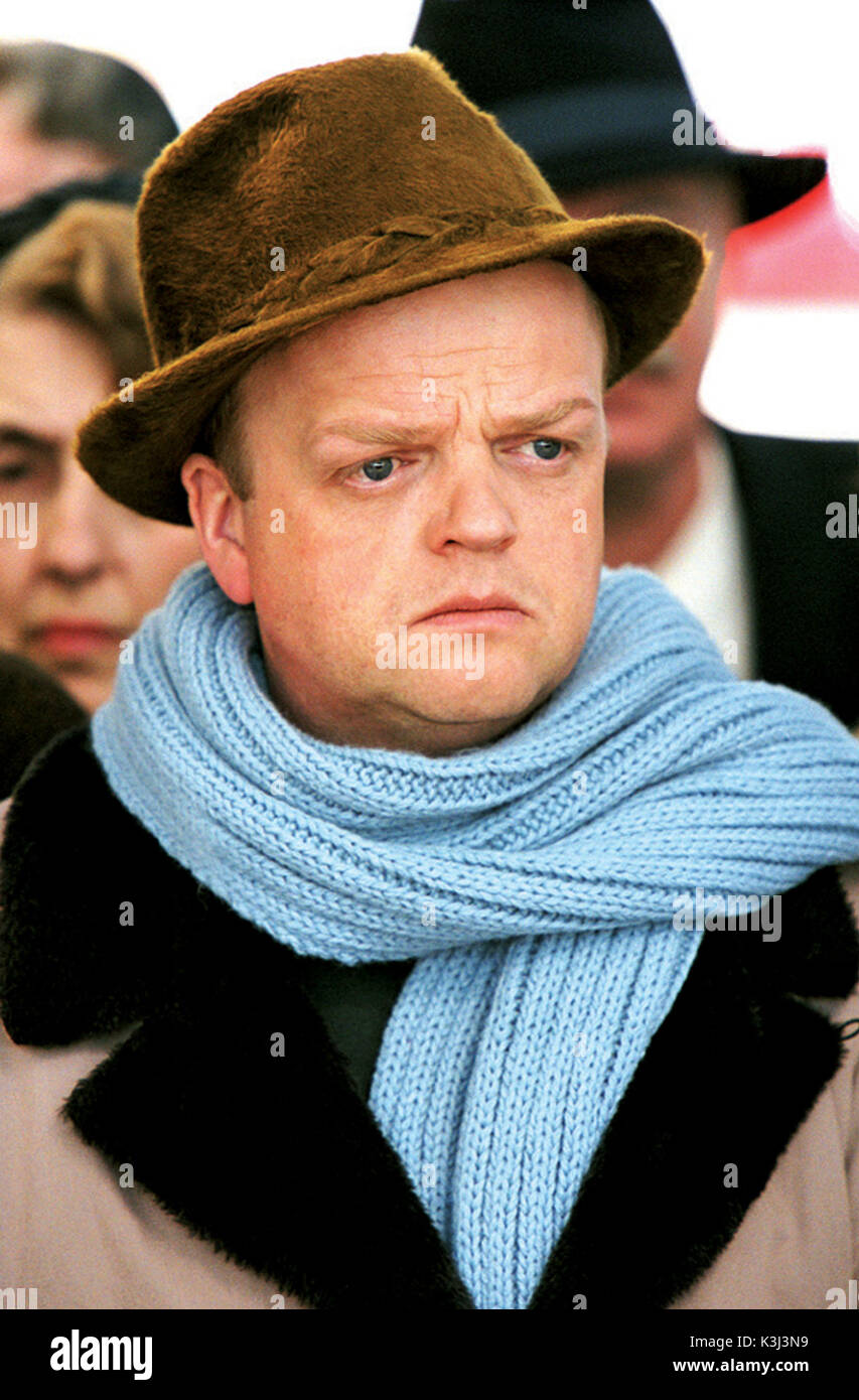 INFAMOUS TOBY JONES as Truman Capote     Date: 2006 Stock Photo