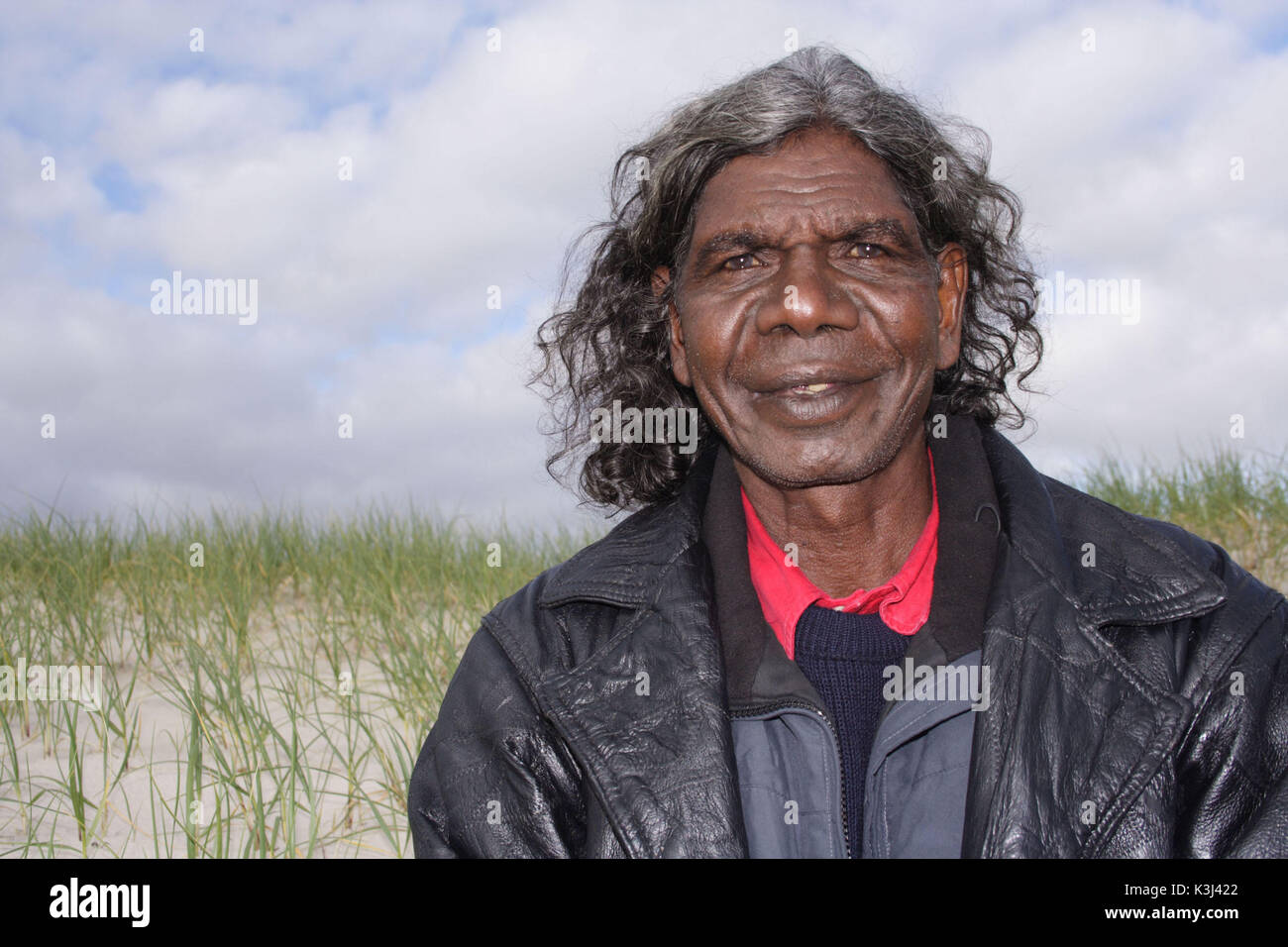 Ten canoes david gulpilil hires stock photography and images Alamy