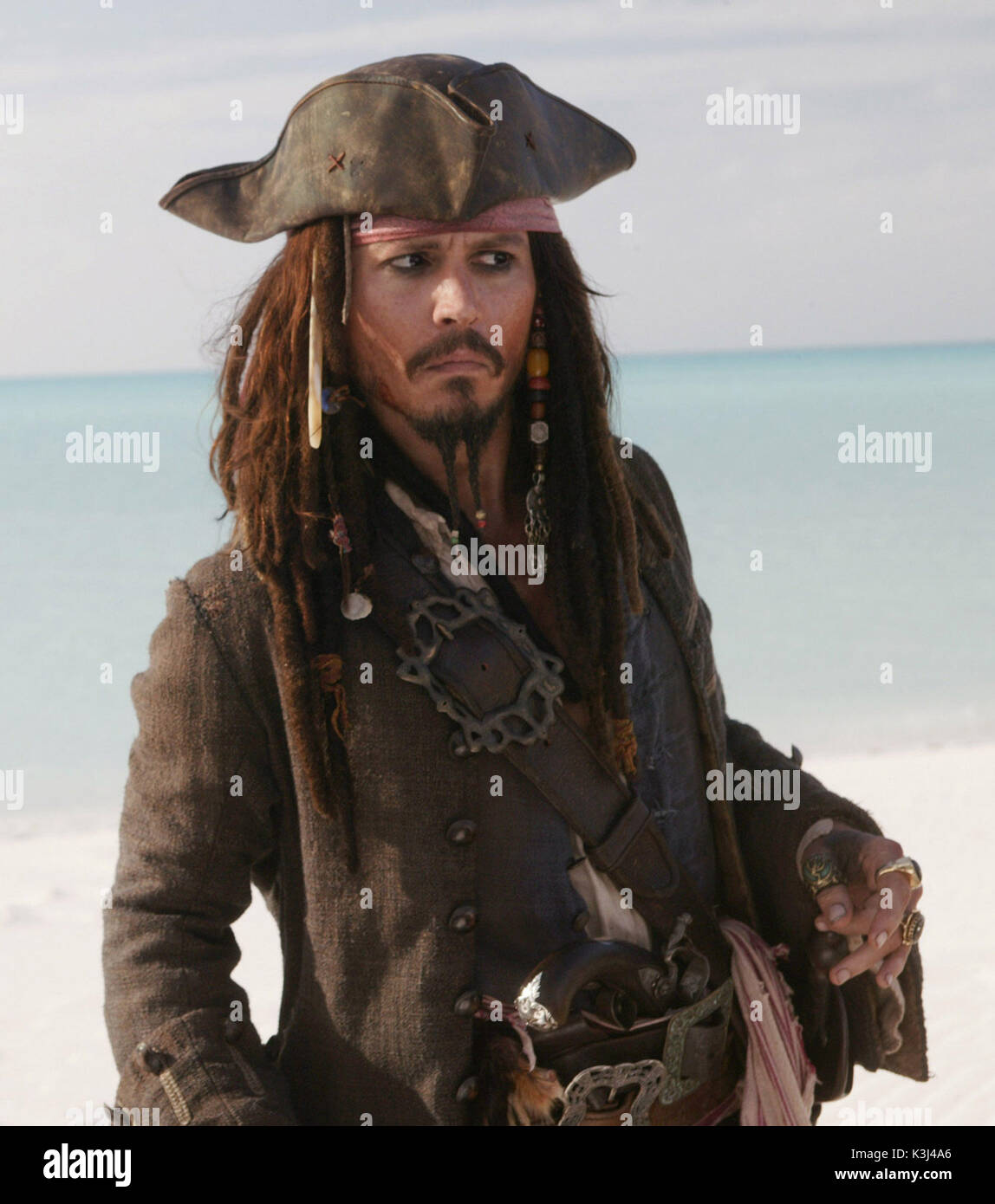 PIRATES OF THE CARIBBEAN: AT WORLD'S END [US 2007]  aka PIRATES OF THE CARIBBEAN 3  JOHNNY DEPP as Captain Jack Sparrow   [cropped]      Date: 2007 Stock Photo