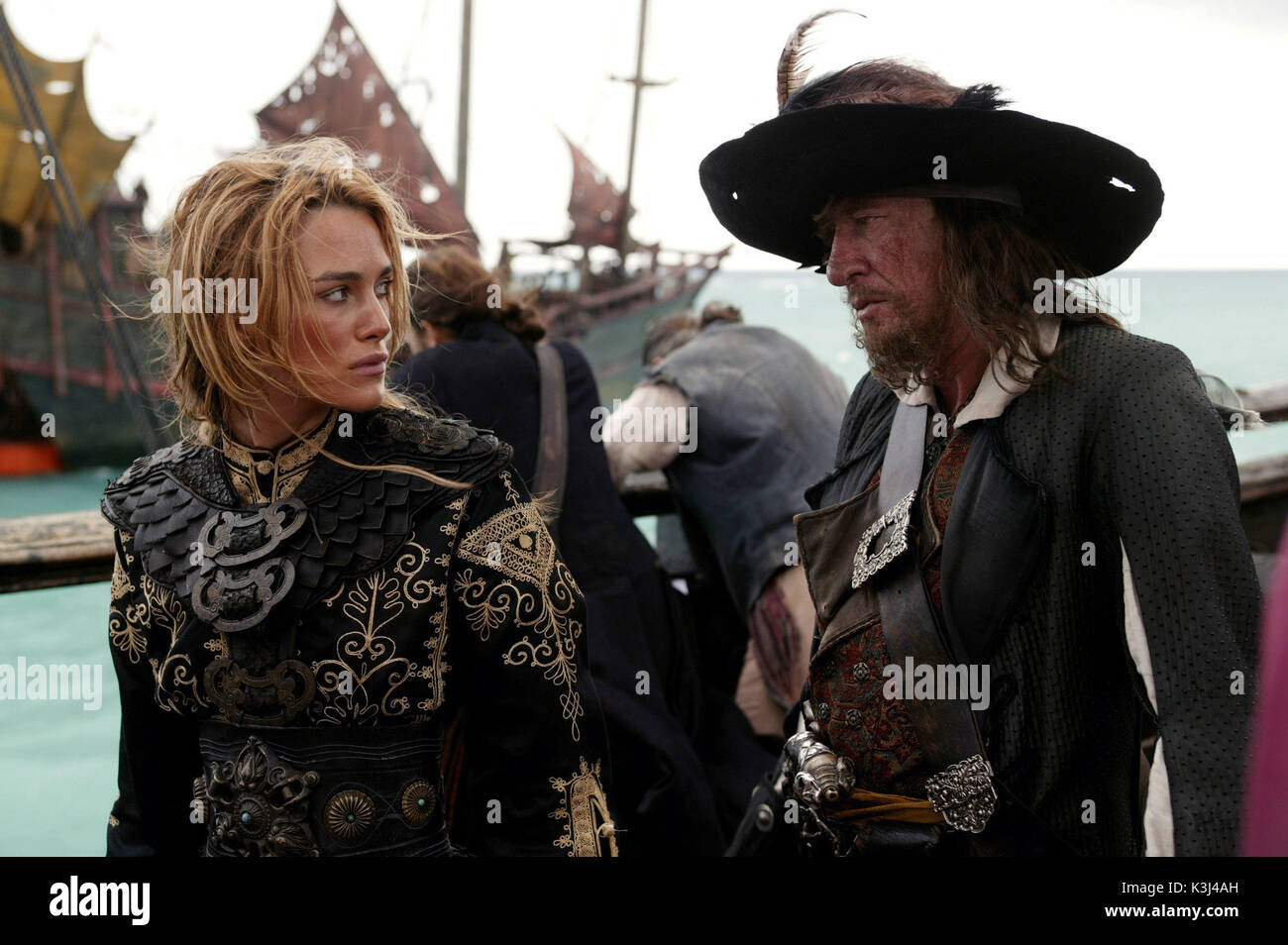 Pictured L R Elizabeth Swan Keira Knightley And Captain Barbossa Stock Photo Alamy