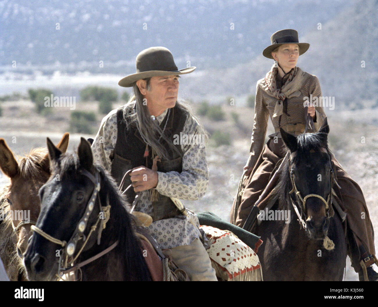 Picture 011 THE MISSING TOMMY LEE JONES, CATE BLANCHETT     Date: 2003 Stock Photo