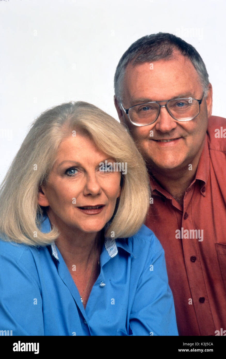 NEIGHBOURS ANNE CHARLESTON as Madge Bishop, IAN SMITH as Harold Bishop Stock Photo