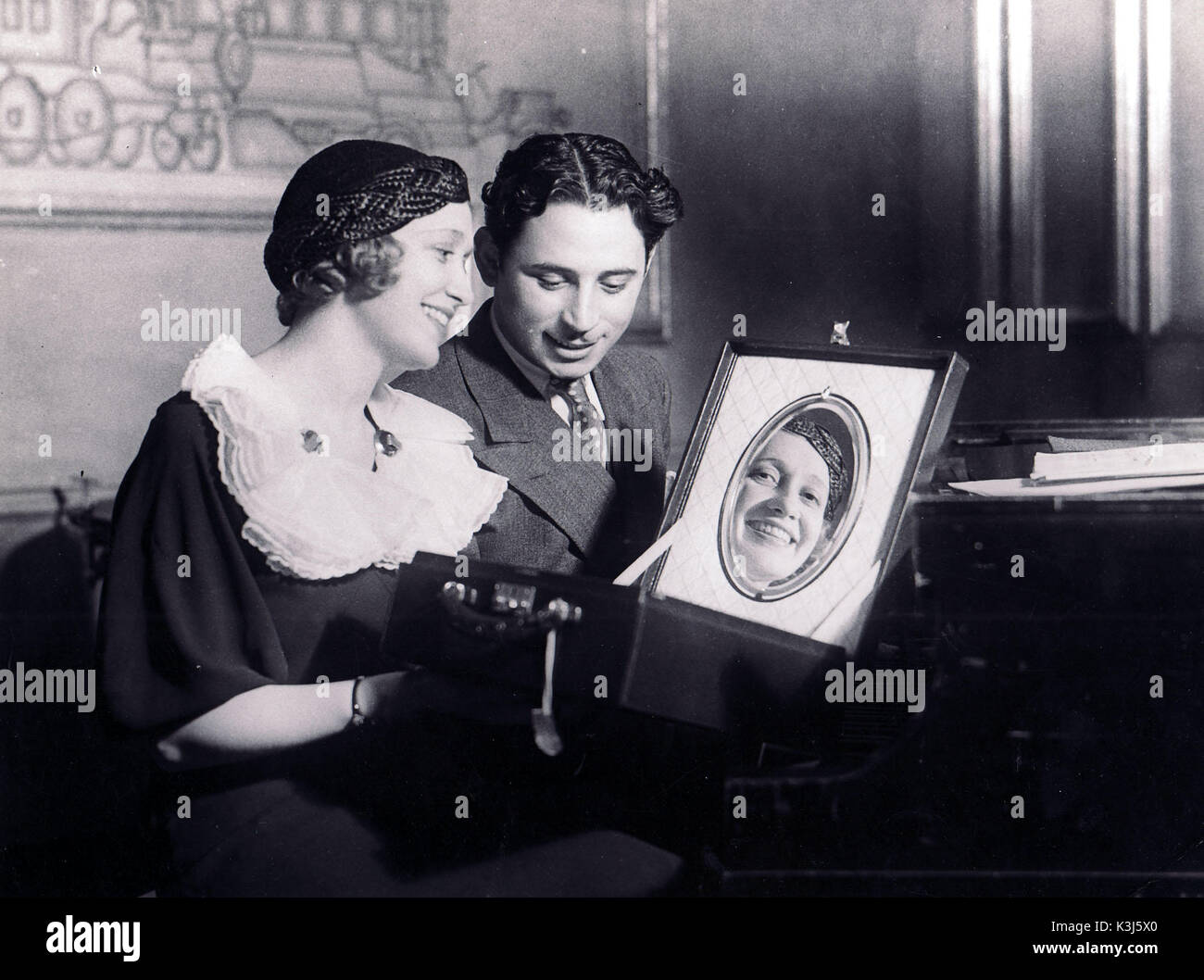 Singer RUTH ETTING, Conductor and Musical Arranger LENNIE HAYTON Stock Photo