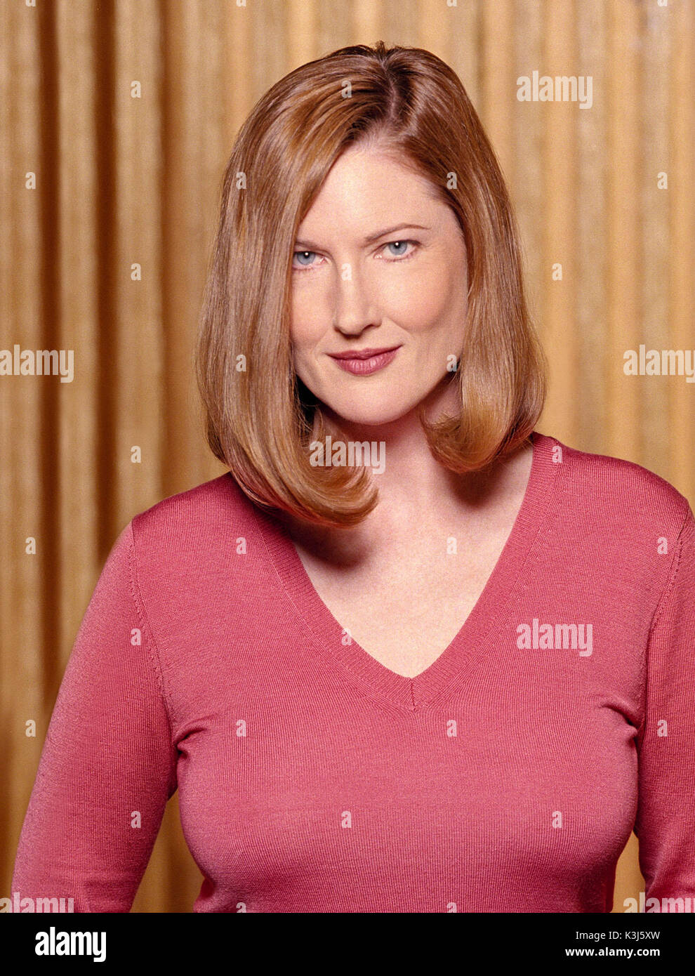 Smallville Image Sm02 687 Pictured Annette O Toole As Martha Stock Photo Alamy