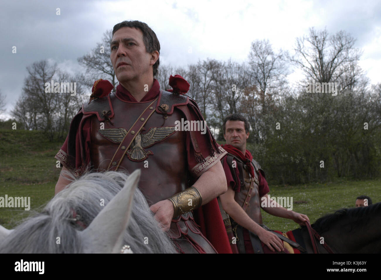 ROME CIARAN HINDS as Julius Caesar, JAMES PUREFOY as Marc Antony Stock Photo