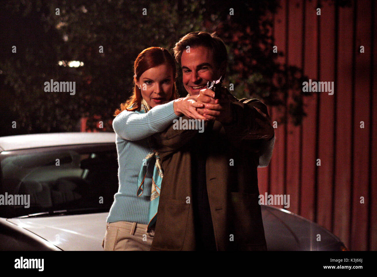 DESPERATE HOUSEWIVES Series1/Episode12/Every Day a Little Death MARCIA CROSS as Bree Van De