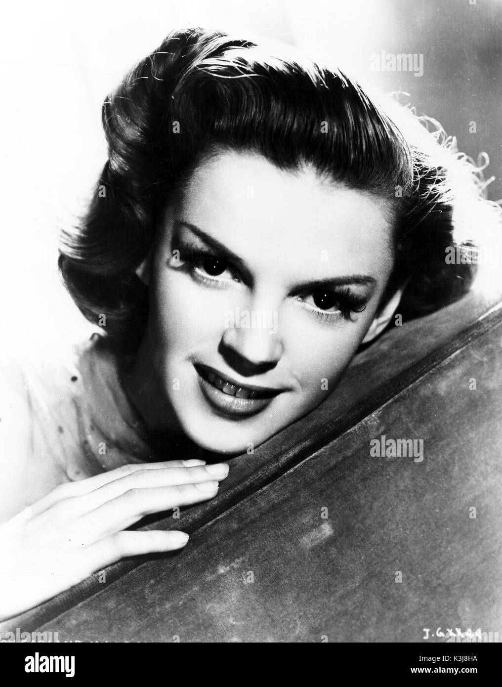 American actress singer judy garland hi-res stock photography and ...
