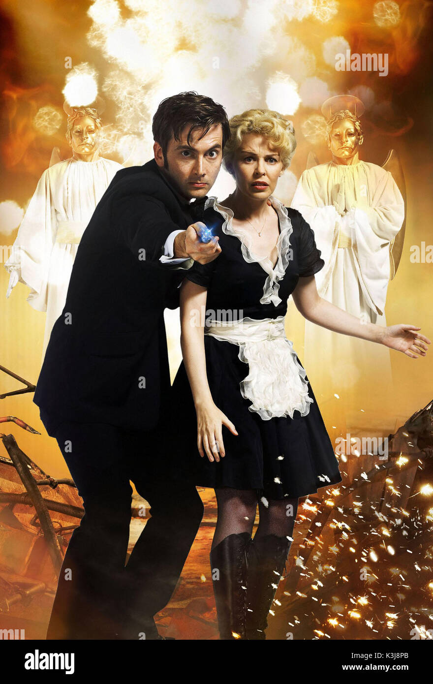 DAVID TENNANT as The Doctor and KYLIE MINOGUE as Astrid Peth in 'Voyage of the Damned'       Date: 2007 Stock Photo
