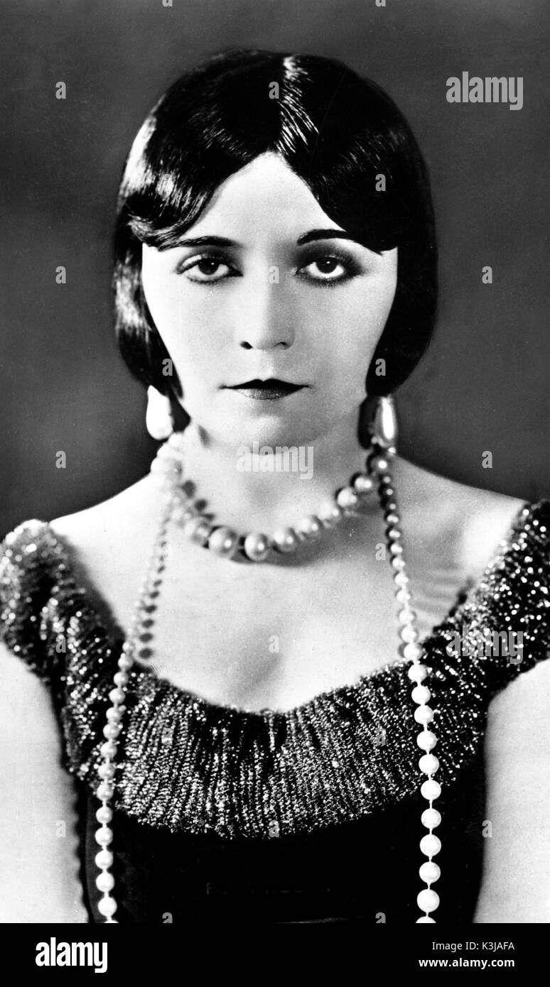 POLA NEGRI Polish born sielnt film actor POLA NEGRI Stock Photo - Alamy