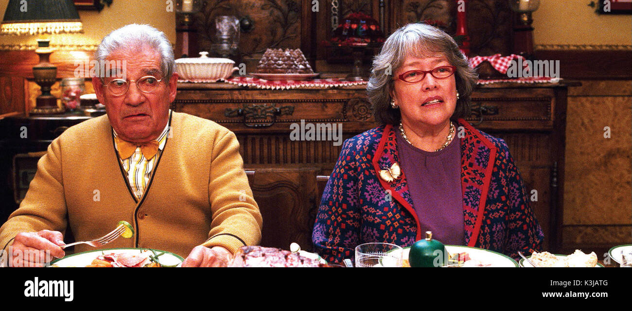 Fred Claus Trevor Peacock Kathy Bates Fred Claus Date 2007 Stock Photo Alamy
