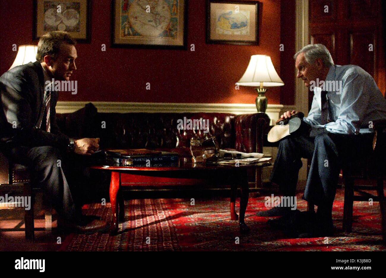THE WEST WING BRADLEY WHITFORD, ALAN ALDA THE WEST WING Stock Photo - Alamy