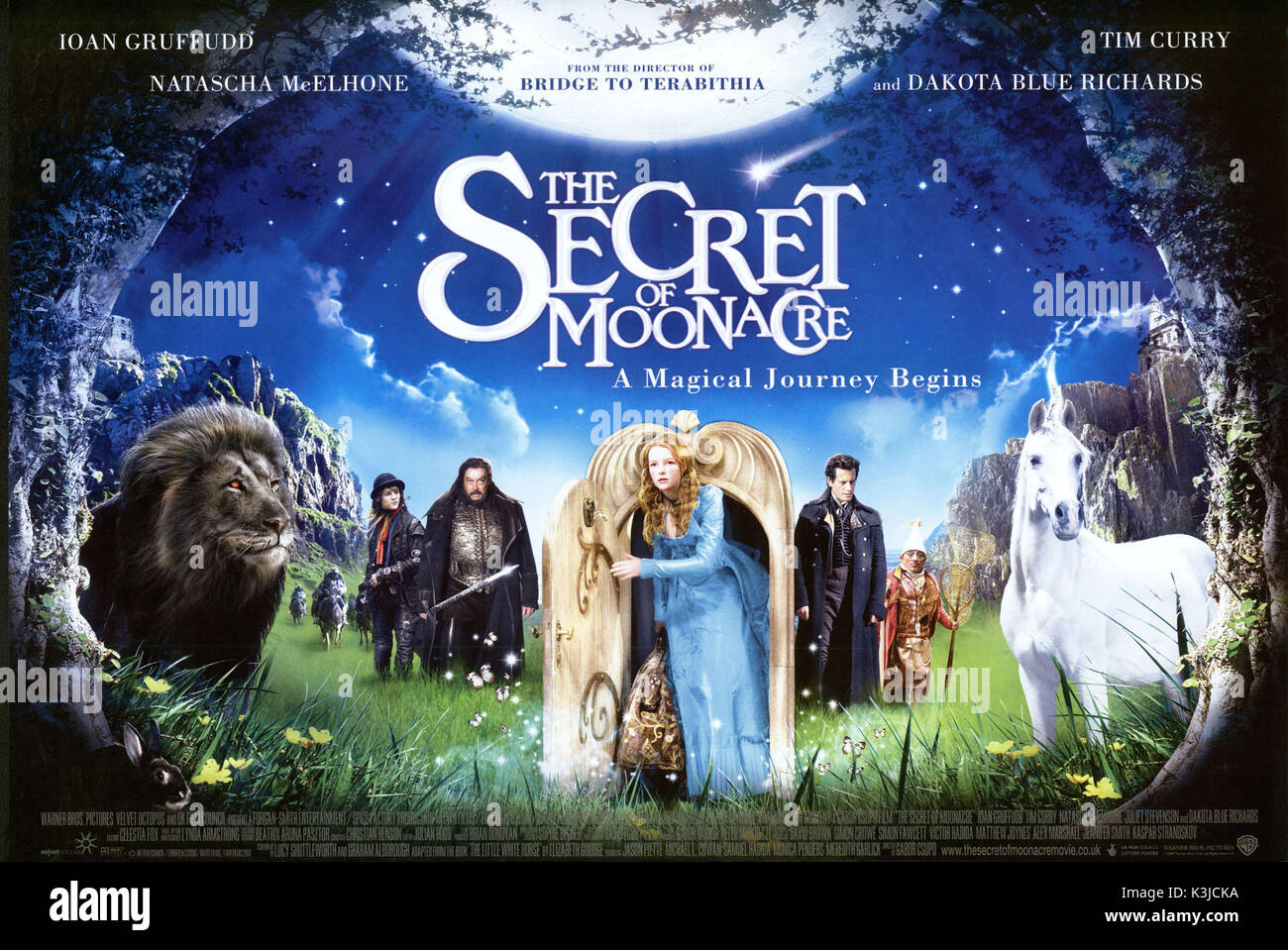 THE SECRET OF MOONACRE TIM CURRY, DAKOTA BLUE RICHARDS, IOAN