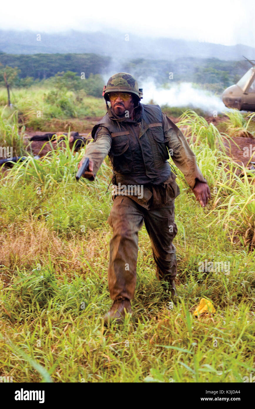 TROPIC THUNDER ROBERT DOWNEY JR. TROPIC THUNDER Date 2008 Stock Photo Alamy