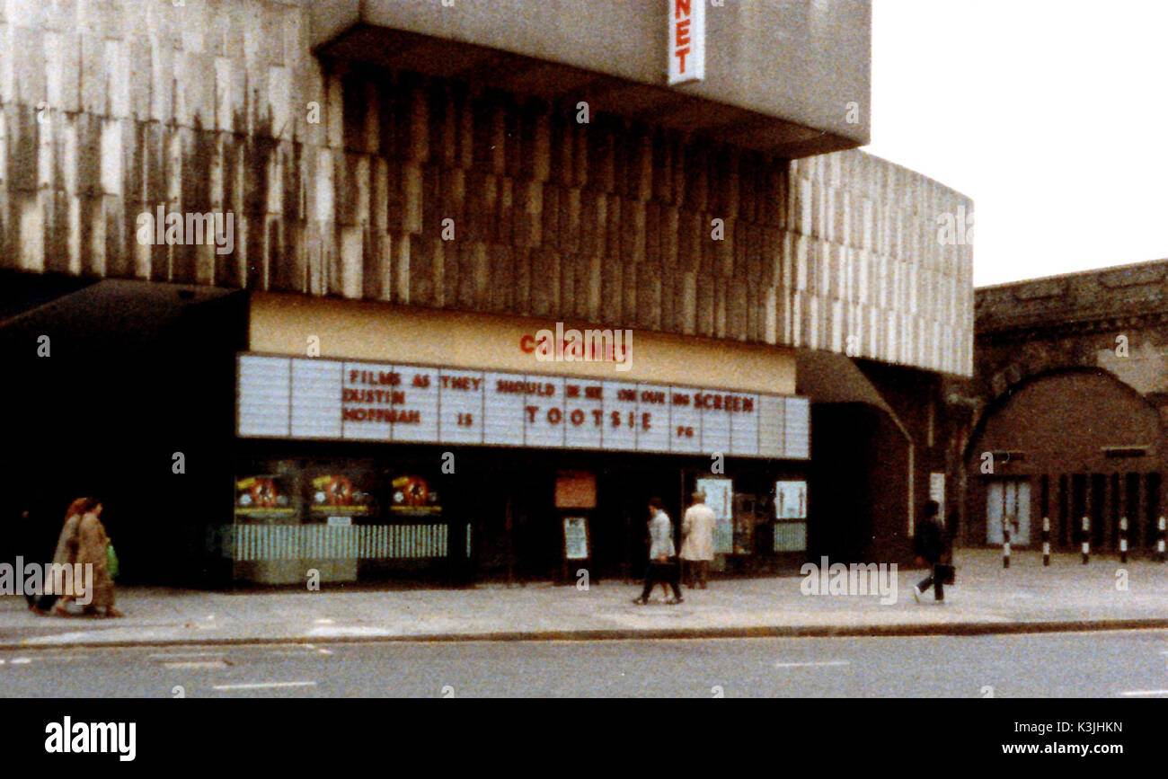 ODEON, ELEPHANT AND CASTLE, LONDON, architect Erno Goldfinger, built on part of the site of the huge Trocadero Cinema. but since demolished Stock Photo