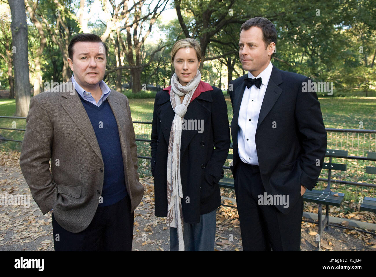 GHOST TOWN RICKY GERVAIS, TEA LEONI, GREG KINNEAR off-set GHOST TOWN