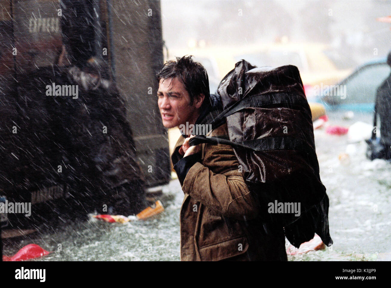 THE DAY AFTER TOMORROW JAKE GYLLENHAAL Date 2004 Stock Photo Alamy