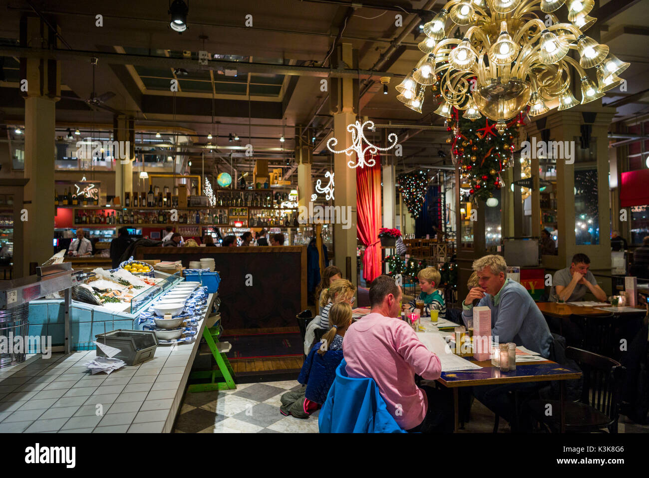 Netherlands, Rotterdam, Hotel New York, restaurant and bar in former HQ