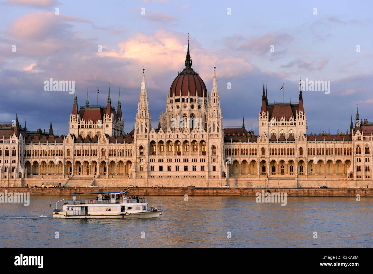Hungary, Budapest, Pest district, the Parliament along the Danube riverbanks listed as World Heritage by UNESCO Stock Photo