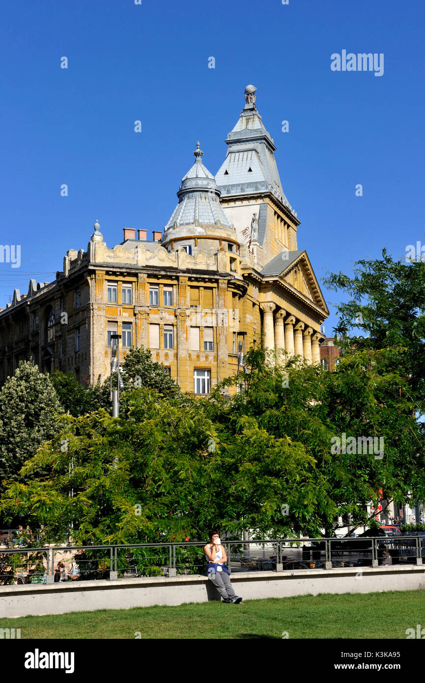 Hungary, Budapest, Belvaros District, Erzsebet Square Stock Photo
